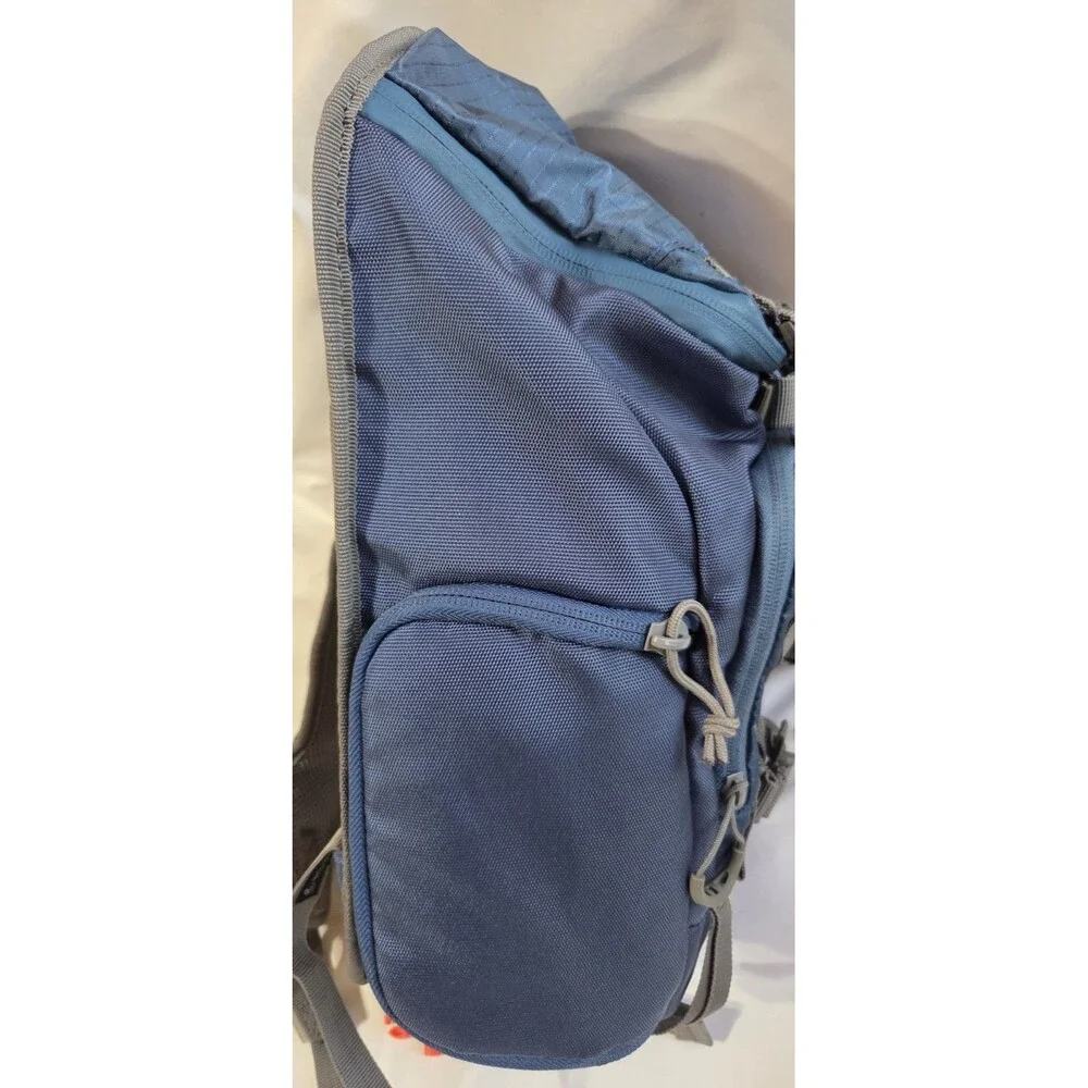 Vanguard Sedona 34 DSLR Sling Bag (Blue)